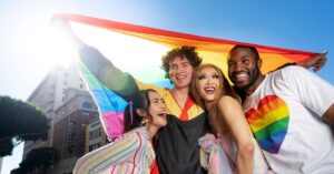 Pride Month คืออะไร มีที่มาจากไหน ทำไมต้องธงสีรุ้ง